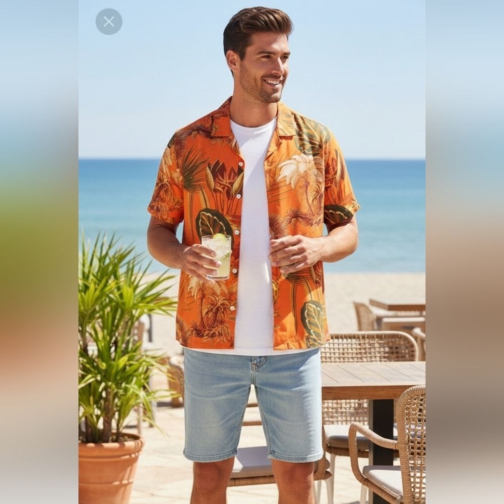 {H&M} Men's Relaxed Fit Resort Shirt - Desert Print - Size Large